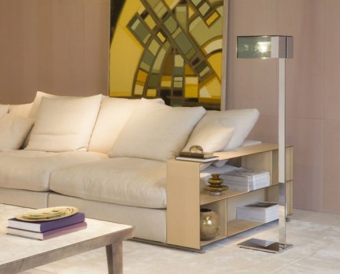 chi-yn-storagecouch-lamp